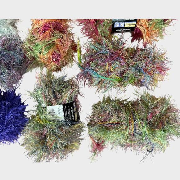 Lot of Mixed Fun Fur Yarn Skeins - Picture 6 of 8